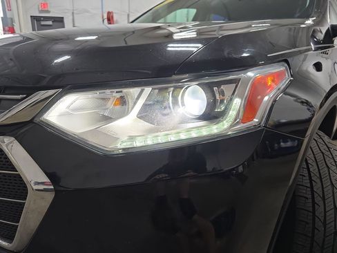 Certified 2019 Chevrolet Traverse LT AWD/4WD image 34