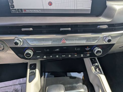 Used 2023 Kia Telluride S w/ S Sunroof Package FWD image 25