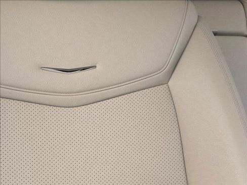 New 2025 Cadillac XT5 Premium Luxury image 21