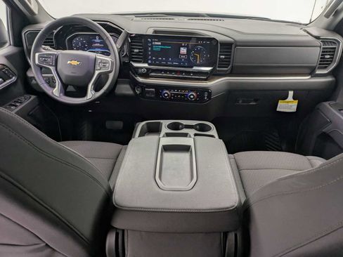 New 2025 Chevrolet Silverado 1500 LT image 18