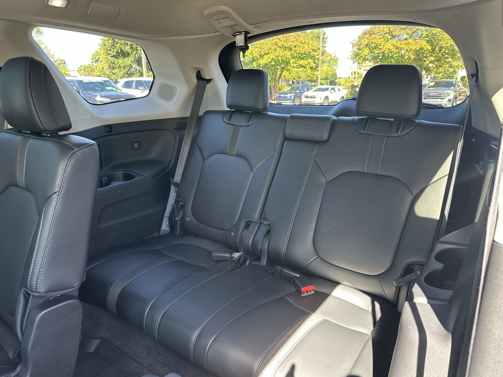Used 2025 Honda Pilot Touring image 32