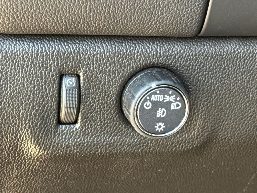 Used 2022 Chevrolet Colorado LT w/ LT Convenience Package RWD image 22