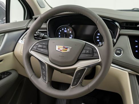 New 2026 Cadillac XT5 Premium Luxury w/ Driver Assist Package AWD/4WD image 10