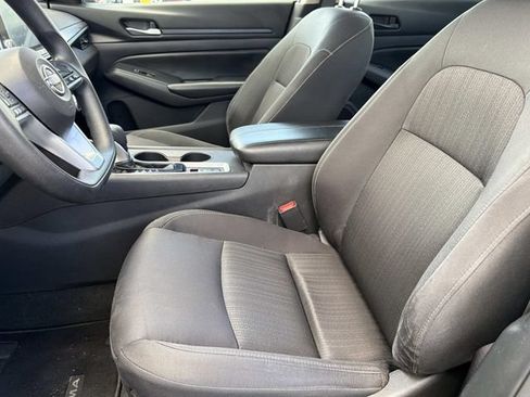 Used 2025 Nissan Altima 2.5 SV AWD/4WD image 15