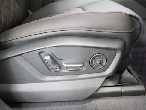 New 2026 Audi SQ8 Prestige image 22