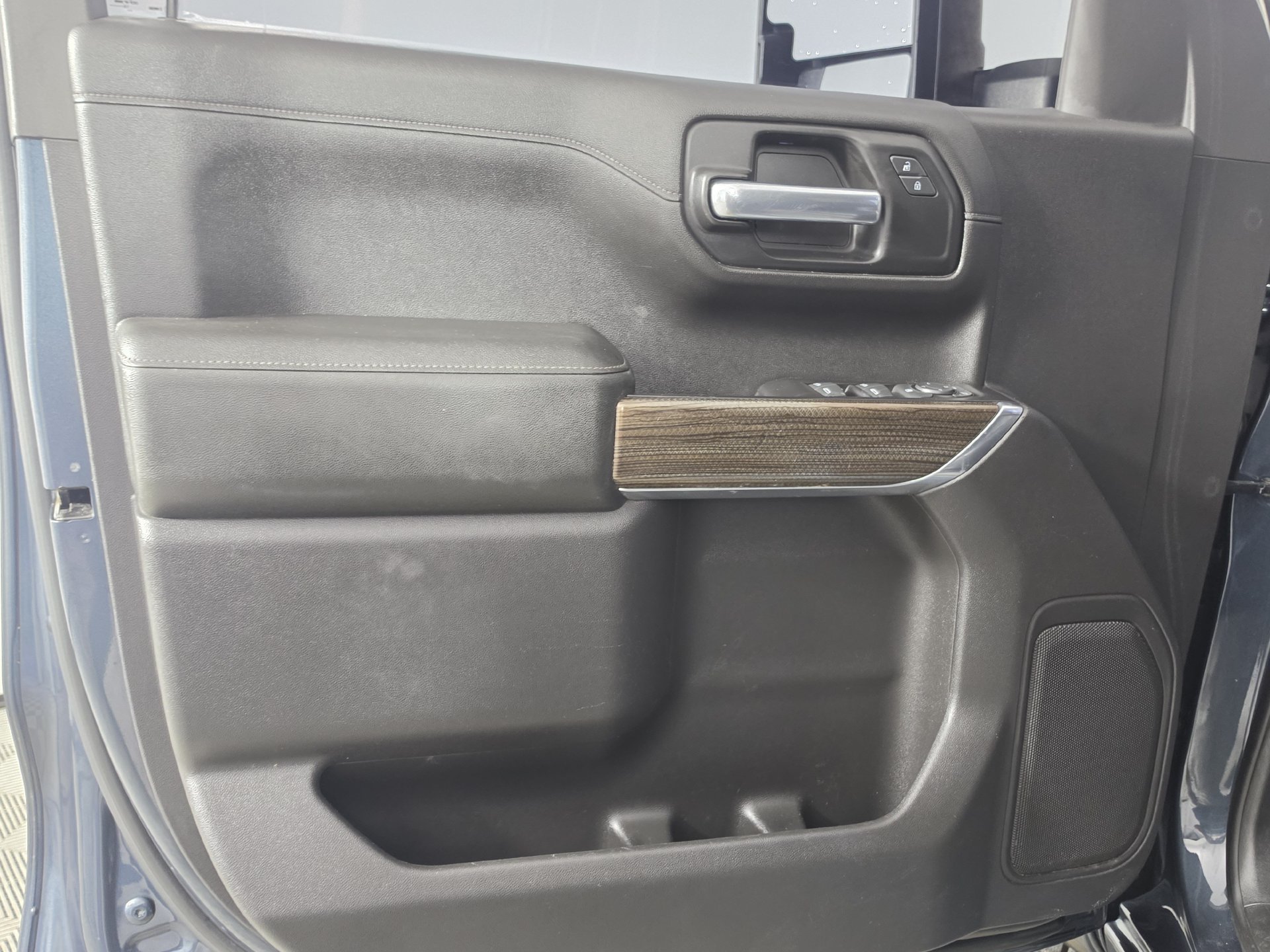 Used 2020 Chevrolet Silverado 1500 RST w/ All-Star Edition AWD/4WD image 5