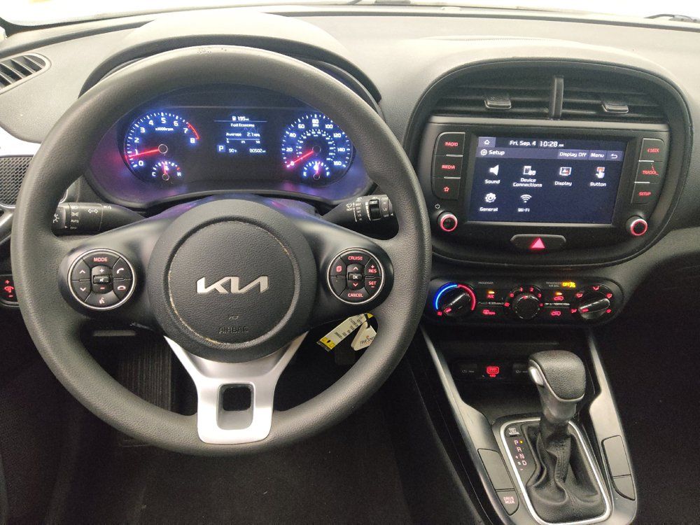 Used 2022 Kia Soul LX FWD image 22