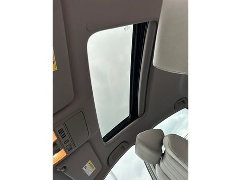 Used 2019 Honda Accord Touring image 25