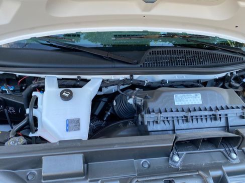 Used 2025 Chevrolet Express 2500 w/ Driver Convenience Package RWD image 10
