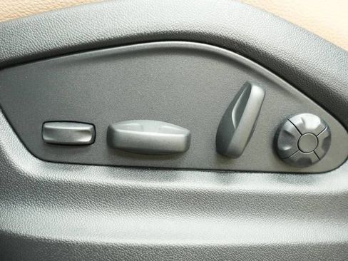 New 2026 Porsche Cayenne AWD/4WD image 34