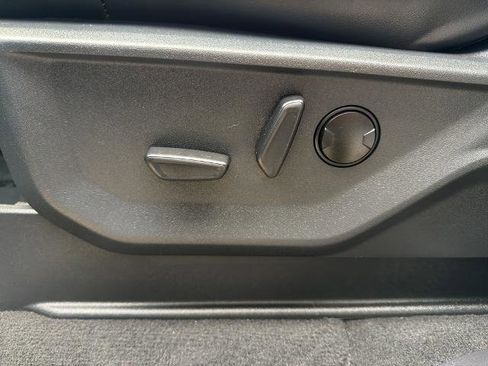 Certified 2025 Ford Expedition Max Platinum w/ Driver's Package image 22