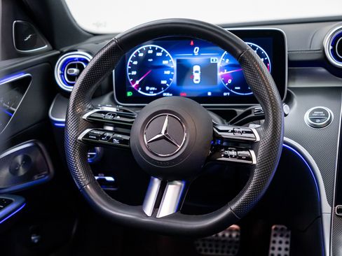 Used 2023 Mercedes-Benz C 300 4MATIC Sedan image 11