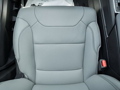New 2026 Toyota Tundra Limited AWD/4WD image 30