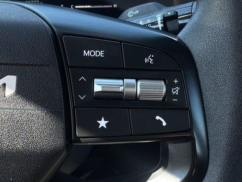 Used 2025 Kia K4 FWD image 26