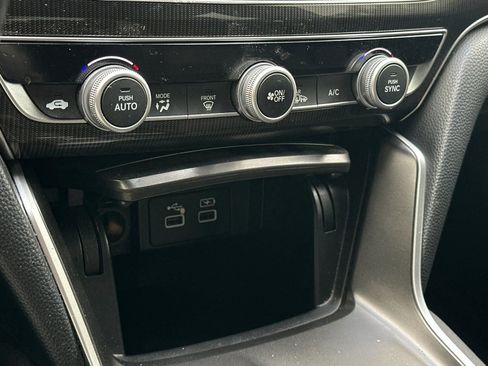 Used 2022 Honda Accord Sport image 19