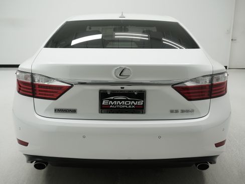Used 2013 Lexus ES 350 w/ Luxury Pkg FWD image 5