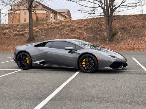 Used 2016 Lamborghini Huracan LP 610-4 image 15