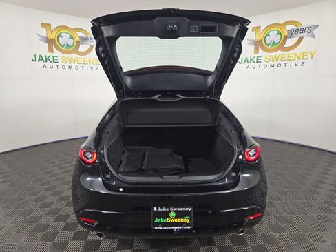Used 2023 MAZDA MAZDA3 s image 33