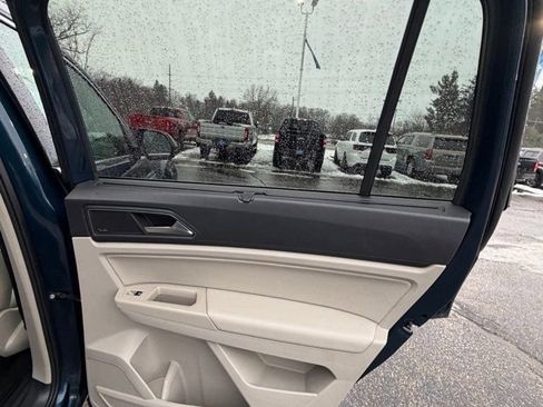 Used 2019 Volkswagen Atlas SEL Premium image 20