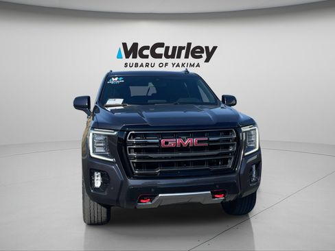 Used 2023 GMC Yukon XL AT4 image 11