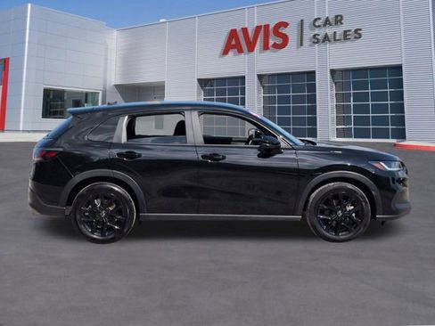 Used 2025 Honda HR-V Sport image 5