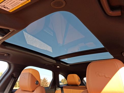 New 2026 Jaguar F-PACE R-Dynamic S image 13