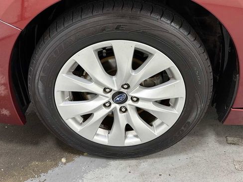 Used 2015 Subaru Legacy 2.5i Premium AWD/4WD image 10