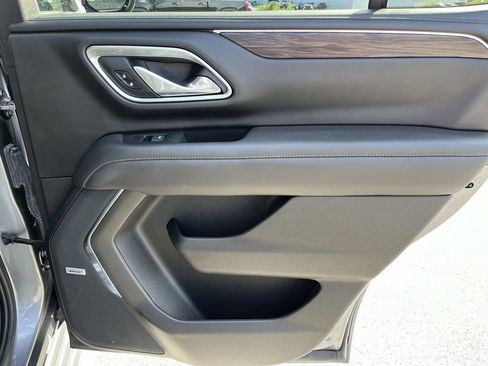 Used 2021 Chevrolet Tahoe LT w/ Rear Media and Nav Package image 22