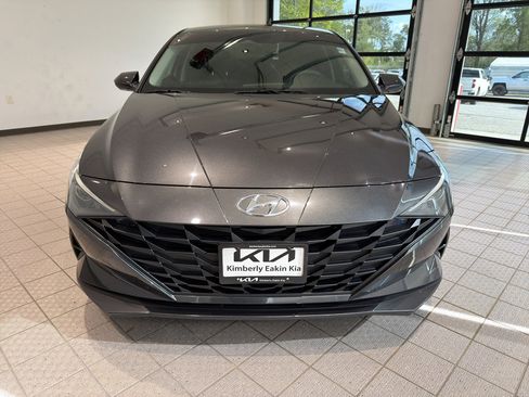 Used 2023 Hyundai Elantra SEL FWD image 8