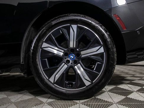 Used 2022 BMW iX xDrive50 w/ Premium Package image 41