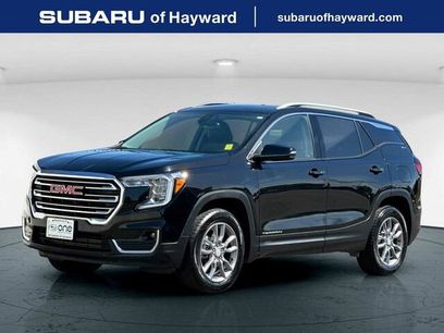 Used 2024 GMC Terrain SLT