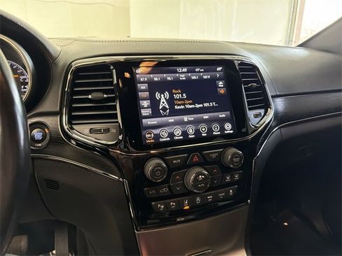 Used 2020 Jeep Grand Cherokee High Altitude image 27