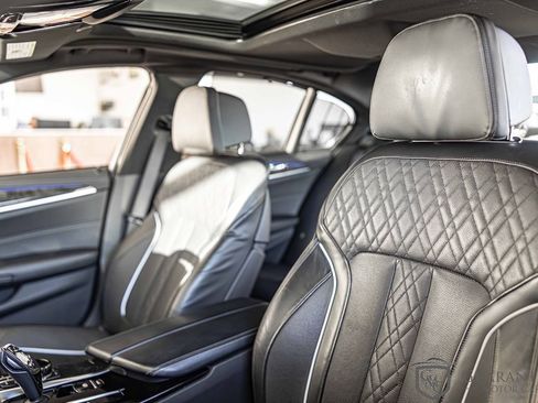 Used 2023 BMW M550i xDrive M550i xDrive w/ Executive Package image 20