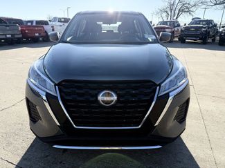 Used 2023 Nissan Kicks S video 2