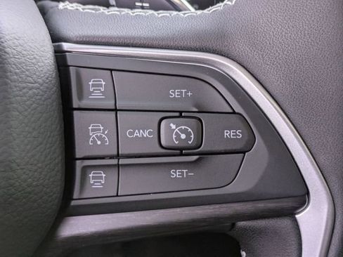 New 2025 Jeep Grand Cherokee Limited AWD/4WD image 21