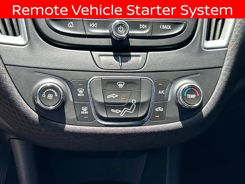 Used 2023 Chevrolet Malibu RS FWD image 19