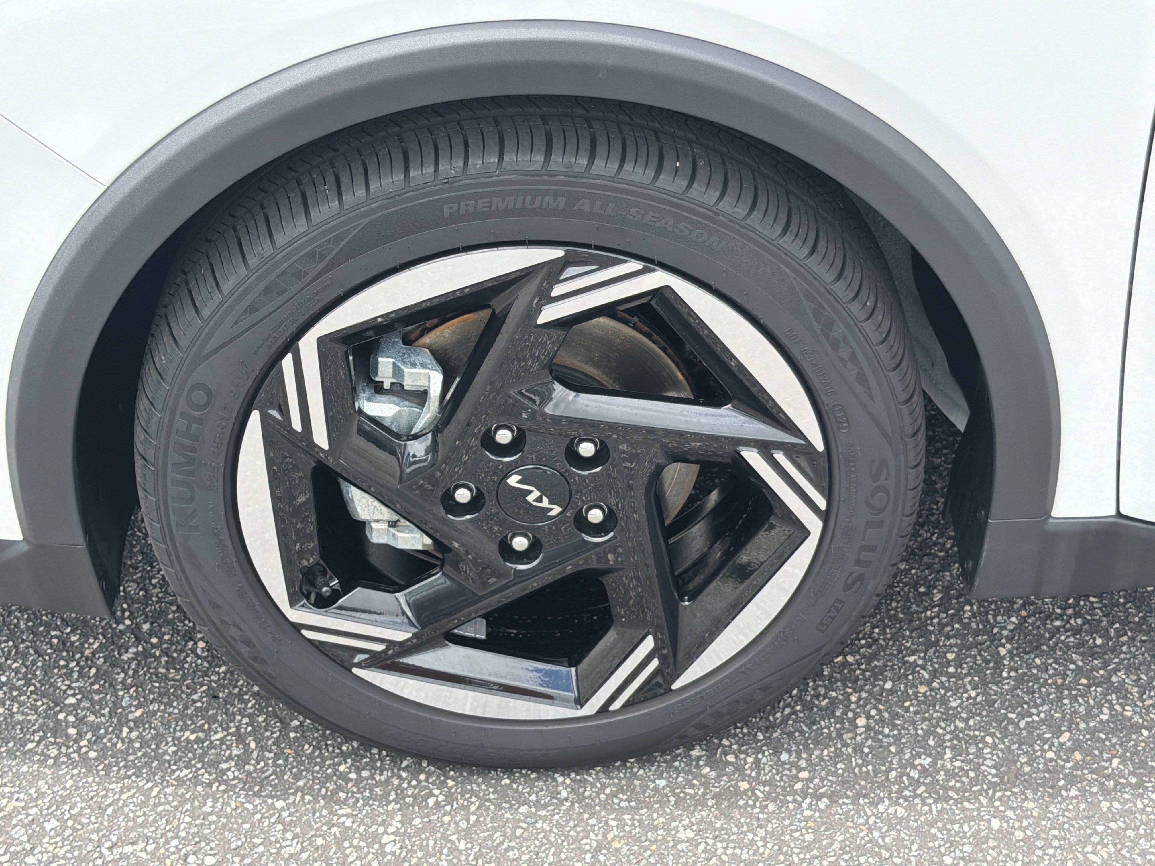 Certified 2025 Kia K4 EX FWD image 11