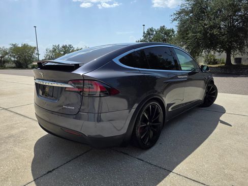 Used 2020 Tesla Model X Performance AWD/4WD image 13