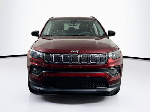 Used 2022 Jeep Compass Latitude AWD/4WD image 2