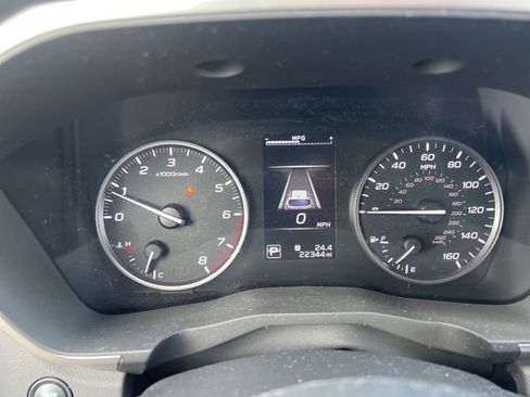 Used 2024 Subaru Ascent Premium w/ Convenience Package image 11