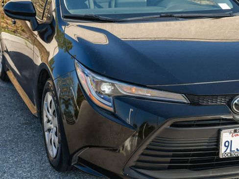 Used 2024 Toyota Corolla LE image 4