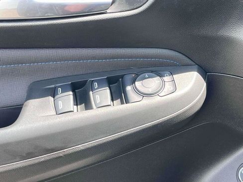Used 2025 Buick Envista Sport Touring w/ Convenience I Package FWD image 29
