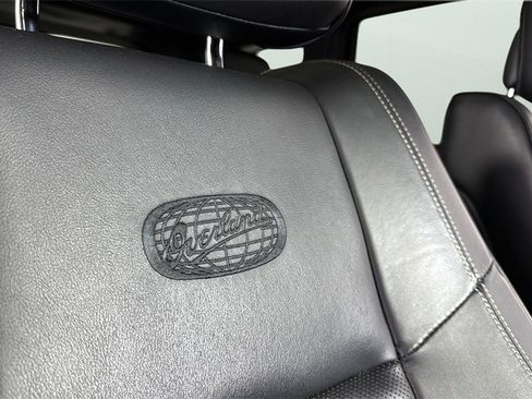 Used 2017 Jeep Grand Cherokee Overland image 33