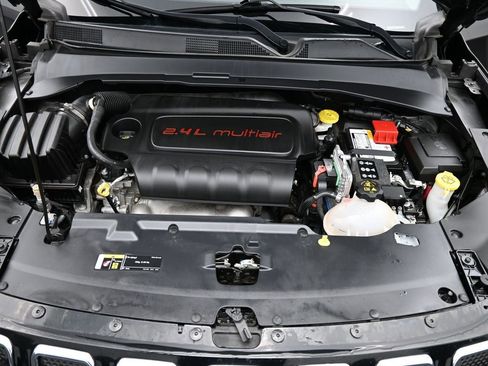 Used 2022 Jeep Compass Limited w/ Elite Group image 14