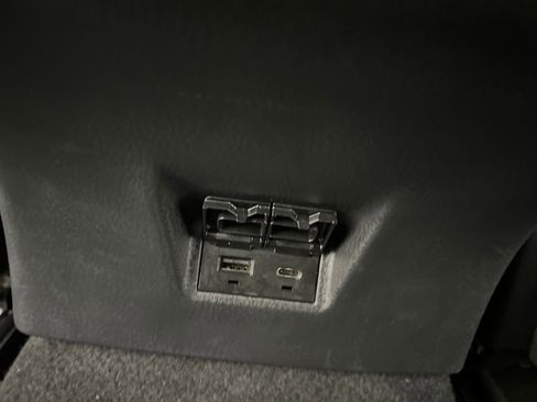 Used 2025 Toyota Camry SE image 20