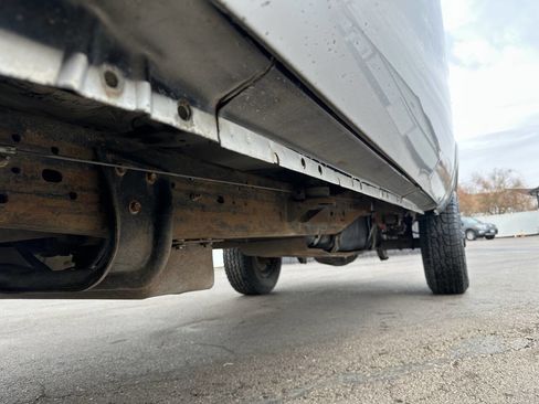 Used 2004 Ford F250 Lariat image 4