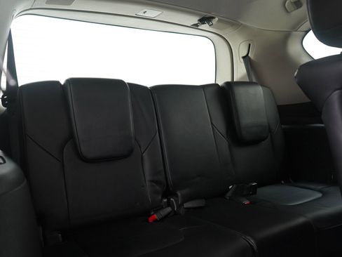 Used 2020 Nissan Armada SL w/ Premium Package image 14