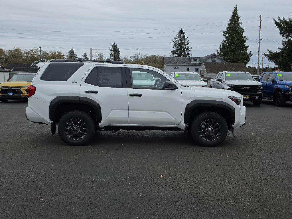 New 2026 Toyota 4Runner SR5 AWD/4WD image 7