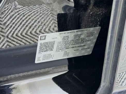 Used 2019 Chevrolet Tahoe LT image 34