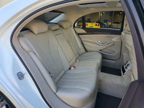 Used 2019 Mercedes-Benz S 560 image 35